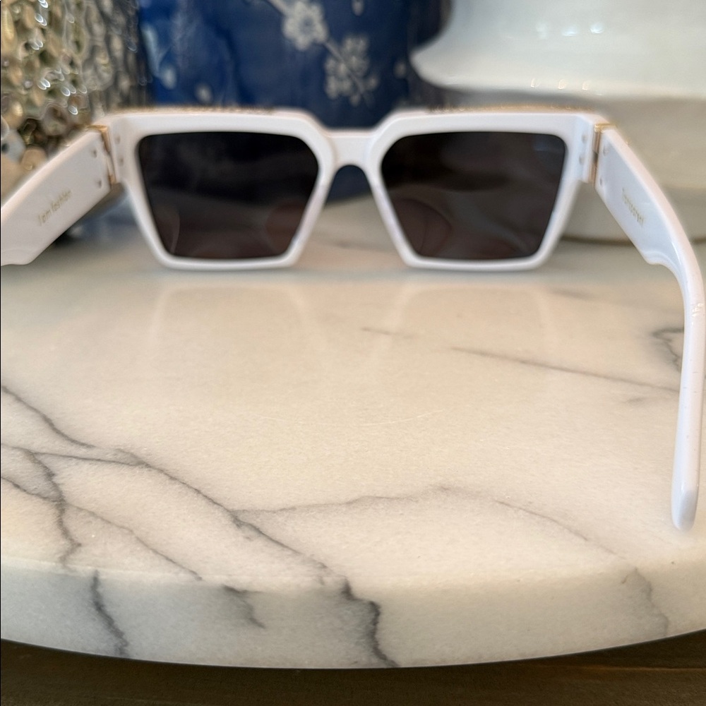Transparent Devon Sunglasses Brilliant White - image 6
